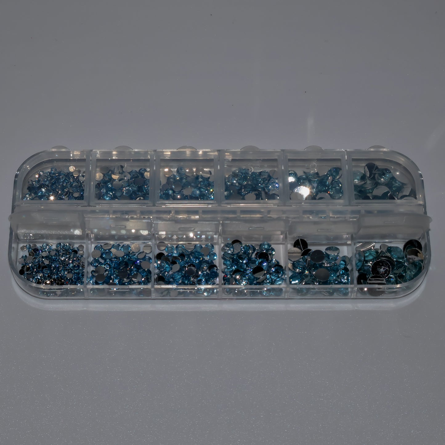 Diamantes de imitación azul bebé