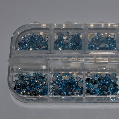 Diamantes de imitación azul bebé